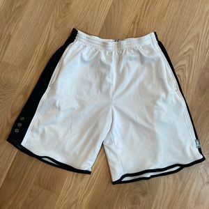 Kobe Bryant 1 black and white crazy 8 Adidas 2001 basketball shorts XL